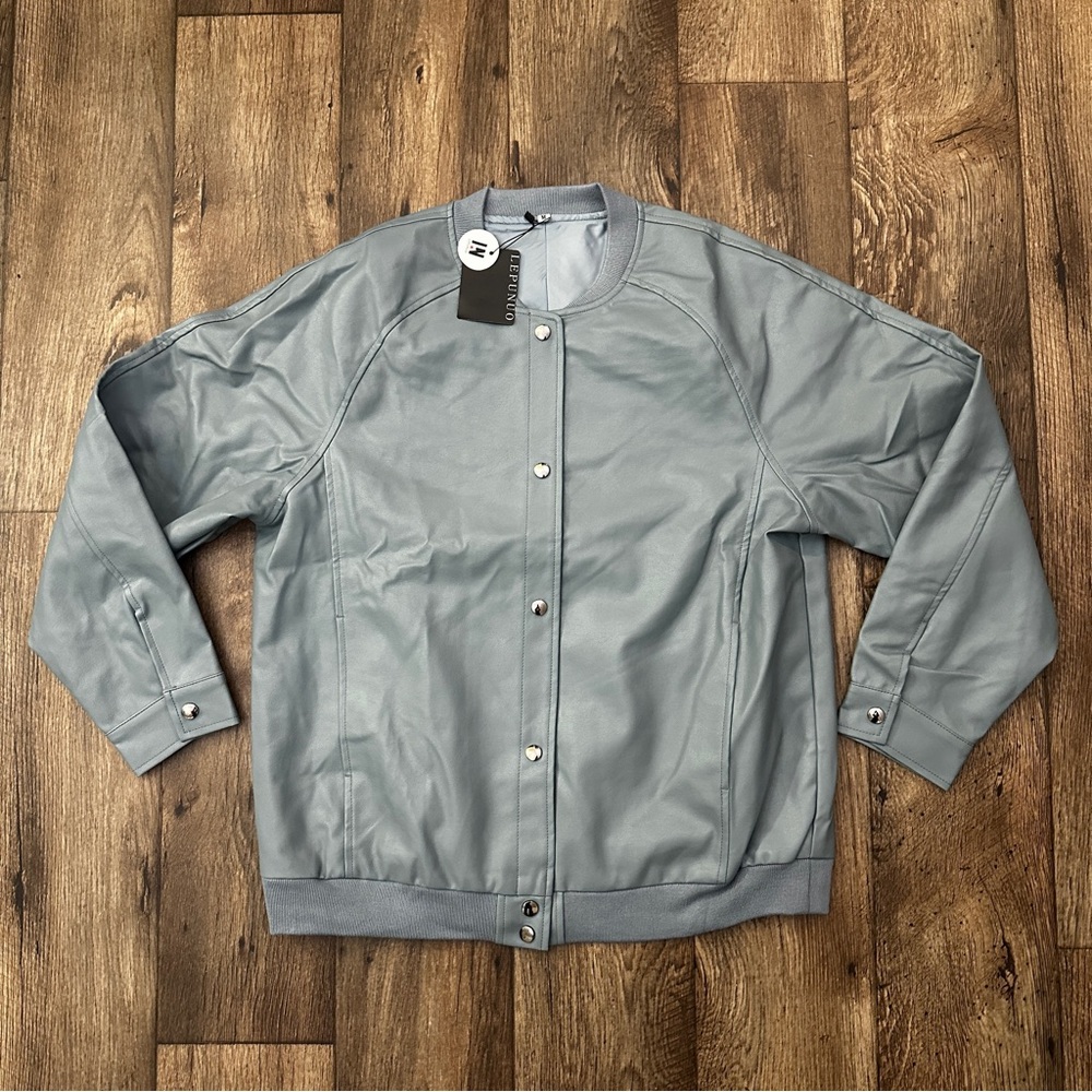 Lepunuo Oversized Faux Leather Retro Bomber Jacket Women’s Size M Misty Blue